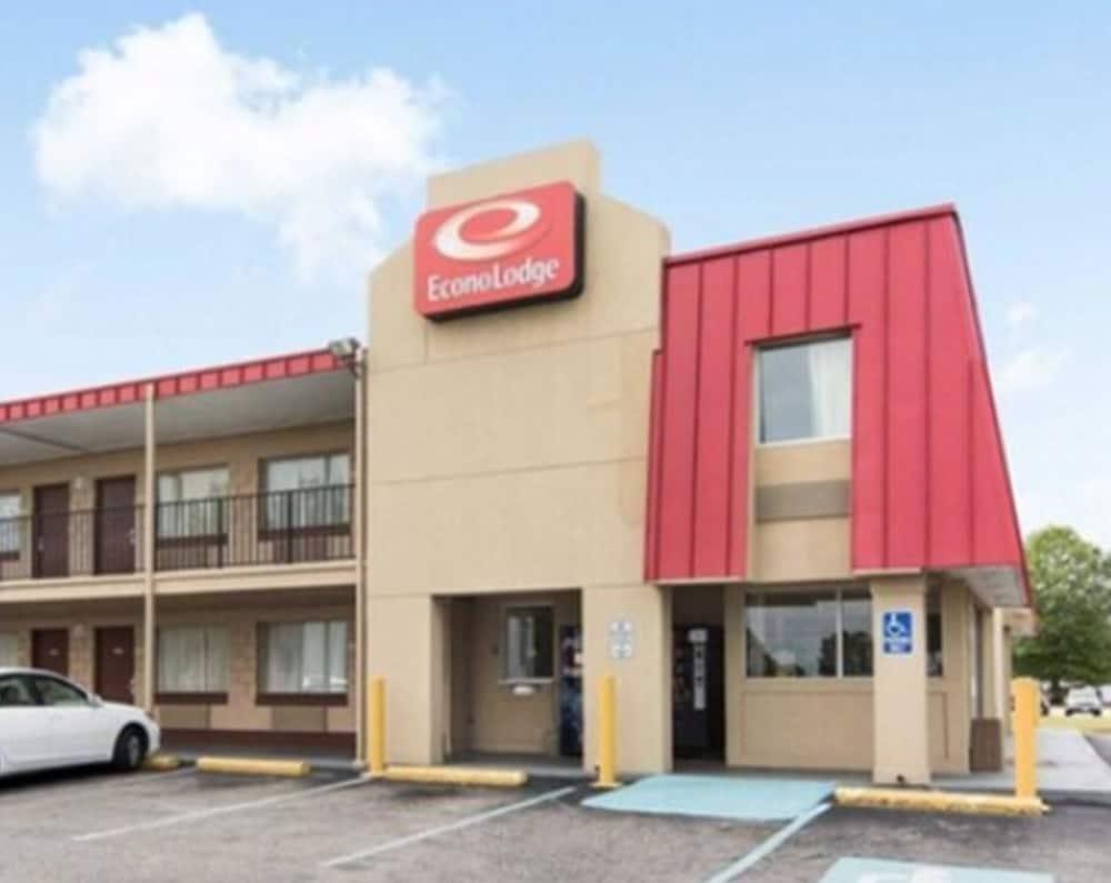 Econo Lodge Town Center Virginia Beach Exterior photo